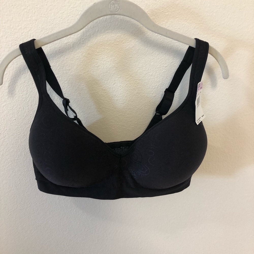 42D black bra, new with tags